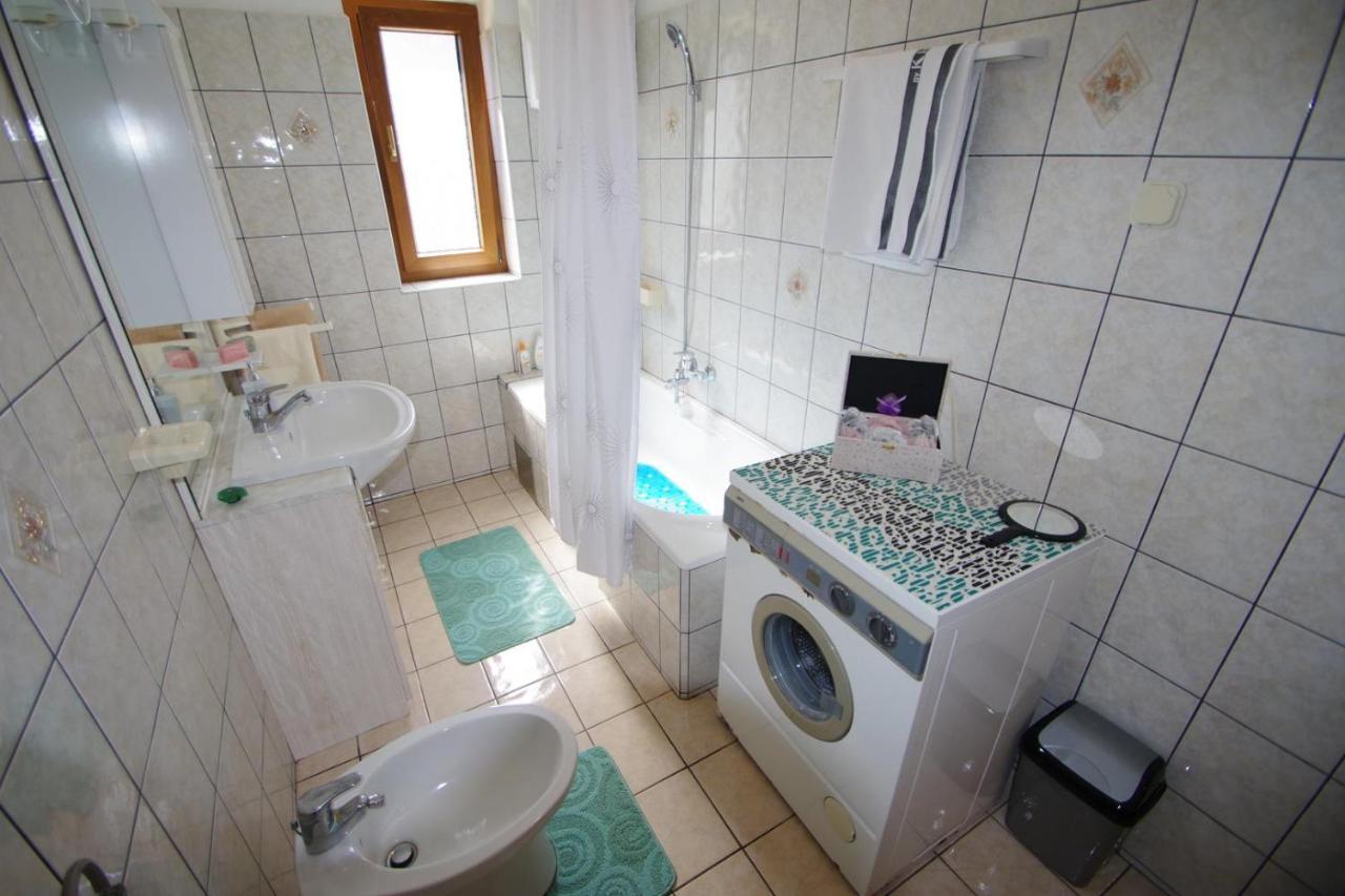 Apartment Ana Pula Eksteriør billede